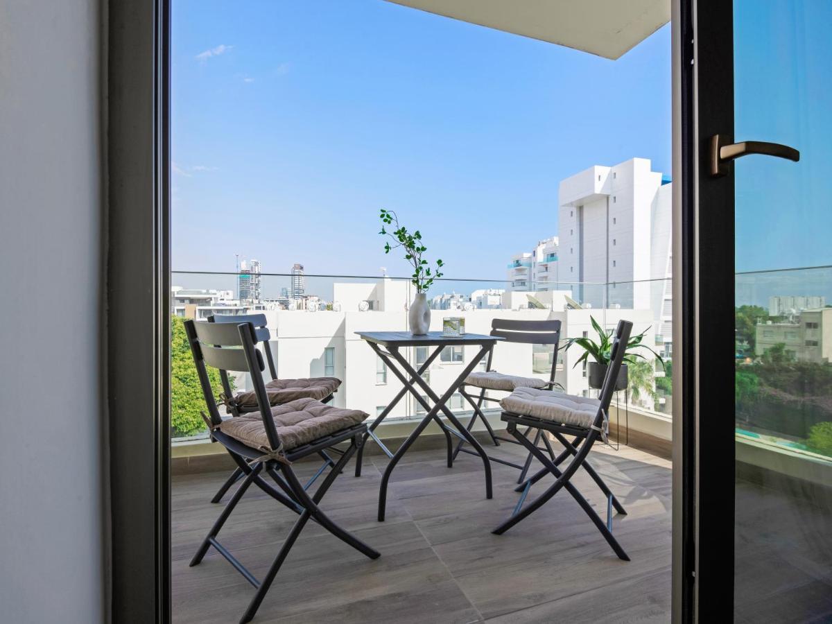 Apartamento Sanders Evolution Limassol Exterior foto